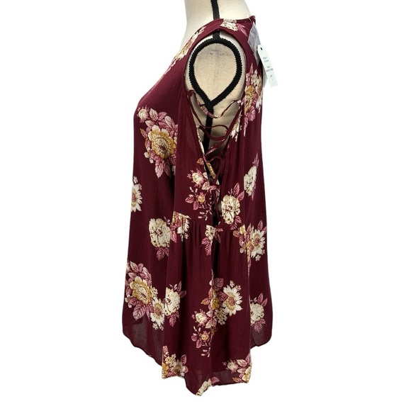 Hippie Rose Long Sleeve Cold Shoulder Floral Print Blouse - Red - size Large - Picture 4 of 13